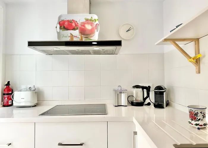 Family Near The Beach - Eaw Homes Semesterbostad *