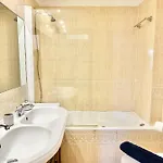 Family Near The Beach - Eaw Homes * Marbella